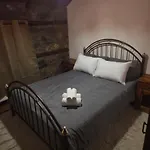 Alpesi faház Cozy Stone Retreat Paleósz Ájosz Athanásziosz