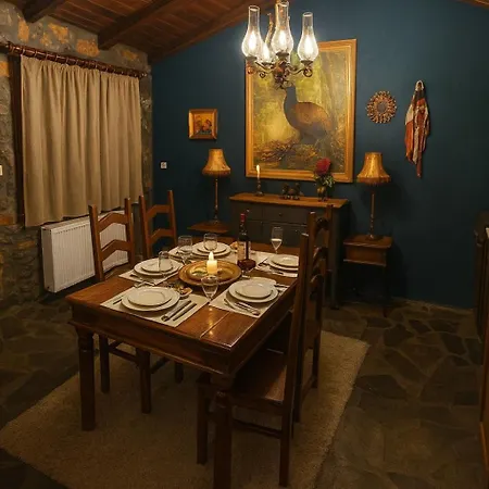 Chalet Cozy Stone Retreat *